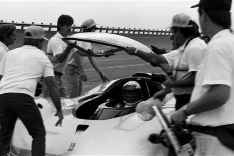 Illustration for article titled The 1987 Oldsmobile Aerotech Was Not Your Great-Grandson's Oldsmobile